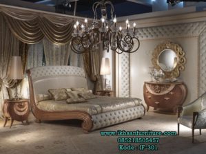 Set Kamar Tidur Utama Klasik Prottofino