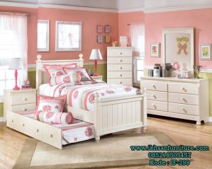 Set Tempat Tidur Sorong Anak Perempuan