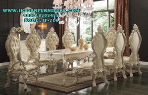 Meja Makan 8 Kursi Modern Classic Terbaru