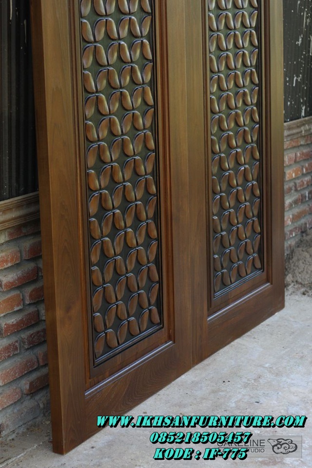 Desain Pintu Double Klasik Ukiran