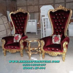 Kursi Santai Mewah Syahrini Gold Merah